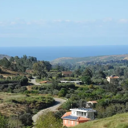 The House: With A Stunniig Yiew Korakou